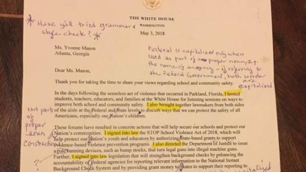 "This is WRONG": Lehrerin korrigiert Brief von Trump