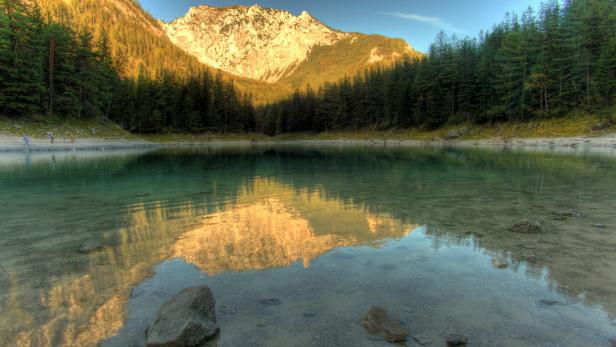 Lage. Im steirischen Tragössertal, am Fuße der Hochschwabgruppe, gelegen, wird der Grüne See auch Karibik der Alpen genannt.
