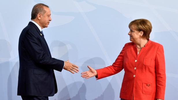 Türkische Medien: Merkel lädt Erdogan nach Deutschland ein