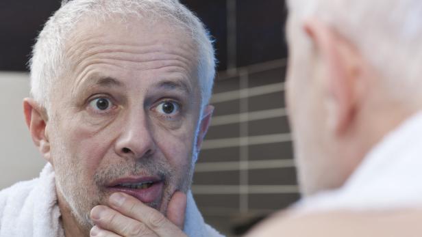 Forscher entschlüssseln Mechanismus: Warum werden die Haare grau?