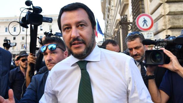 Salvini: "Fünf Milliarden für Erhalt von Migranten ist zu viel"