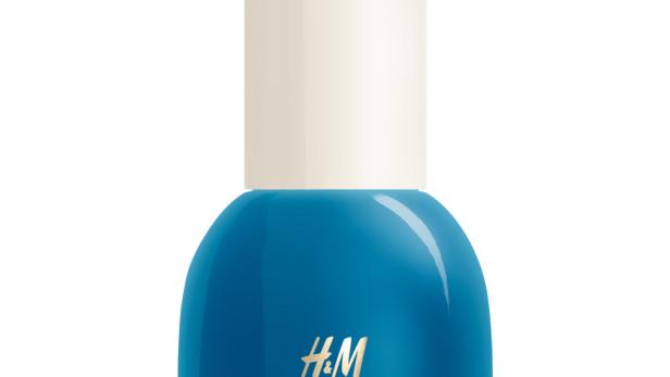 Eine Flasche blauer Nagellack von H&M.