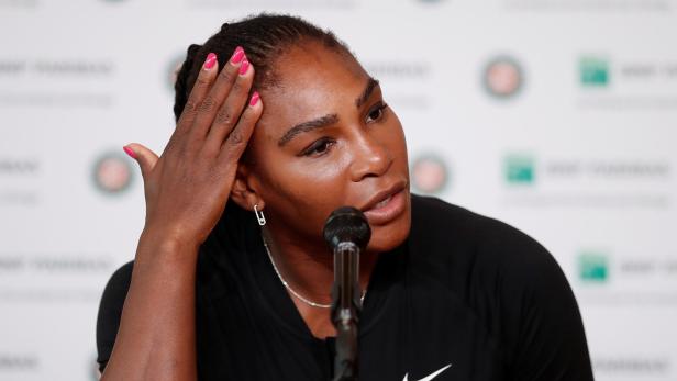 Serena Williams war auf der Pressekonferenz die Enttäuschung anzusehen.