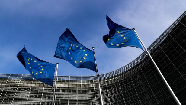 EU-Kommission will auf Minigipfel Flüchtlings-Weiterzug stoppen