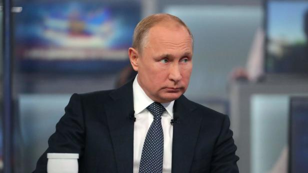 Putin droht Ukraine für den Fall von "Provokationen" während der WM