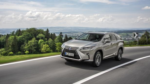 Lexus RX 450 hL: Zwei plus drei plus zwei