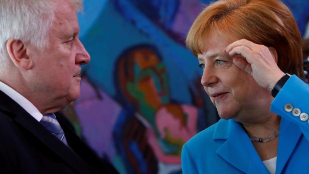 Merkel verliert Vertrauen, Angst vor politischem  Erdbeben