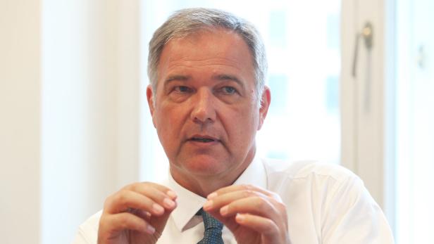 Wiener Wirtschaftskammerchef Ruck stellt Taxi-Tarif infrage