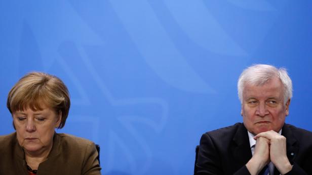 Merkel vs. Seehofer: "Entscheidet darüber, ob Europa zusammen bleibt", 