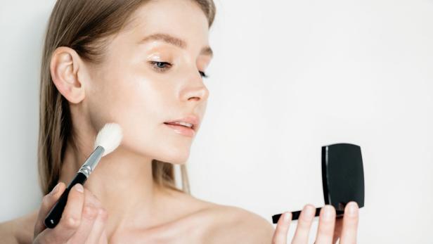 Hautpflege und Make-Up: Tipps für die heißen Tage