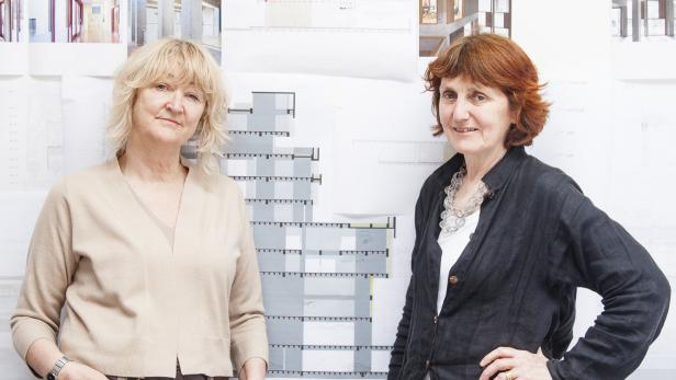 Yvonne Farrell (li.) und Shelley McNamara kuratierten die diesjährige Architekturbiennale in Venedig.