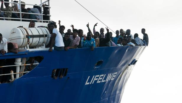 "Lifeline"-Kapitän kommt auf Malta vor Gericht