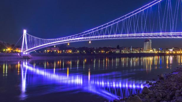 Lichtkonzept von Zumtobel für die Brücke in Osijek.