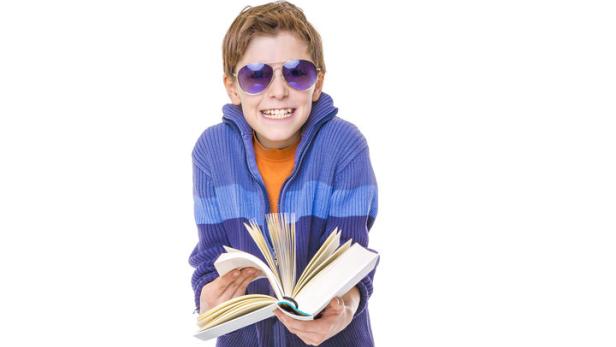 Lockmittel für Büchermuffel: So bringen Sie Ihr Kind zum Lesen