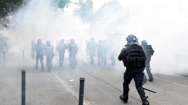 Neue Zusammenstöße nach tödlichem Polizeischuss in Nantes