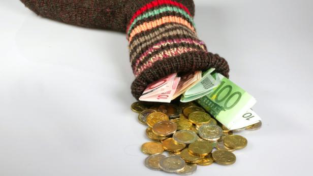BAWAG kündigt Konten all ihrer 1.300 Sparvereine