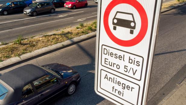 Deutschland: Ab 1. Jänner 2019 Fahrverbote für ältere Diesel-Autos in Stuttgart