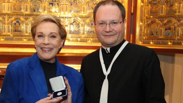 Julie Adrews im Stift Klosterneuburg.