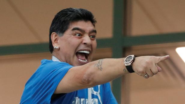 Wandelnder Drogeriemarkt: Diego Maradona war aufgezuckert.