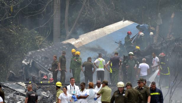 Boeing 737 in Kuba zerschellt: Fluglinie gibt Piloten die Schuld