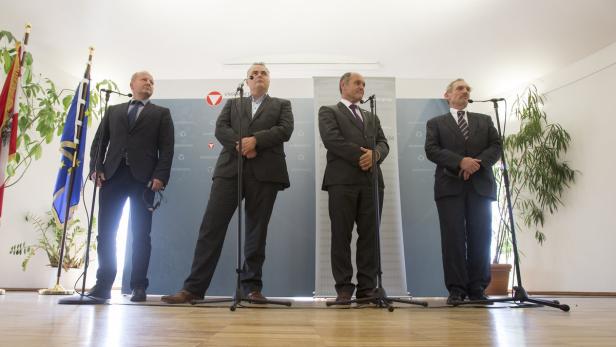Istvan Simicsko, Hans Peter Doskozil, Wolfgang Sobotka und Sandor Pinter