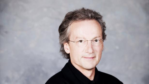 Franz Welser-Möst dirigiert die Wiener Philharmoniker bei der neuen „Salome“ in Salzburg.