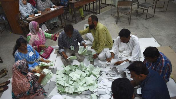 Pakistan-Wahl: Regierungspartei PML-N spricht von Wahlfälschung