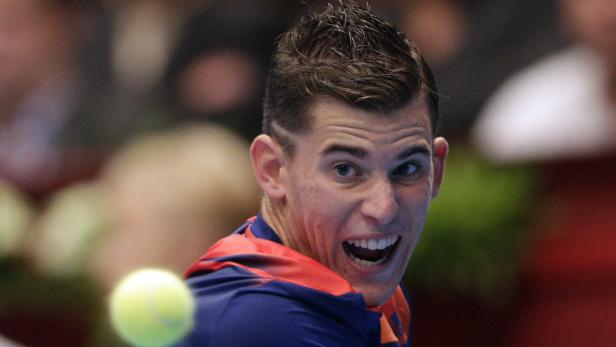 TENNIS - ERSTE BANK OPEN: THIEM Dominic Thiem bei einem Tennisspiel mit Blick auf den Ball.