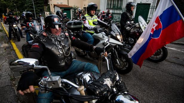 Putins Biker-Gang sorgt für politischen Krach in der Slowakei