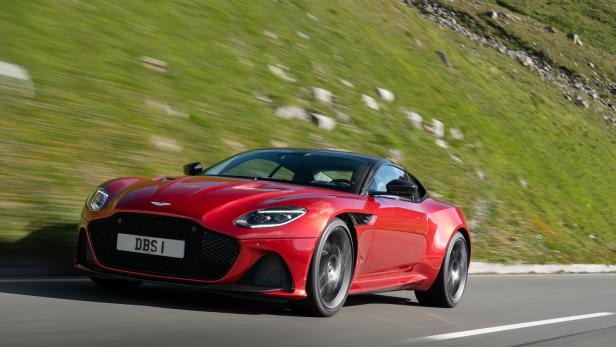 Erstmals am Steuer des unglaublichen Aston Martin DBS Superleggera