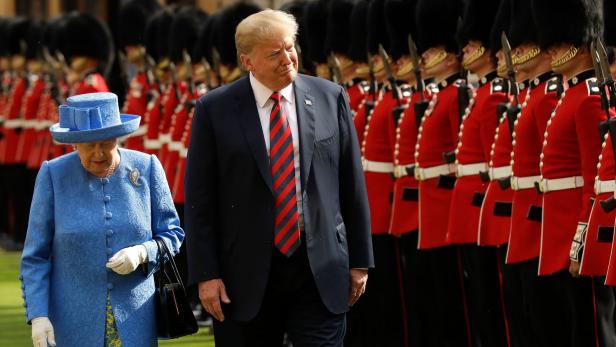 Queen Elizabeth II und US-Präsident Donald Trump bei ihrem Treffen am 13. Juli in Windsor.