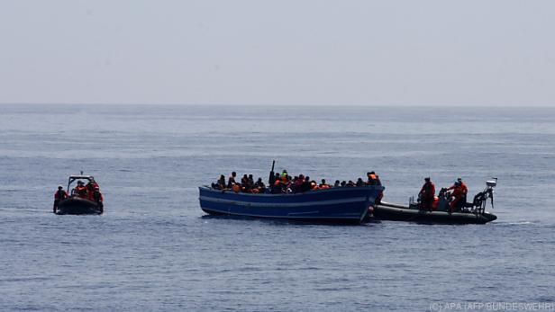 Flüchtlinge kommen auf immer untauglicheren Booten