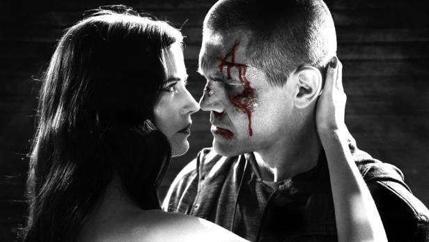 Eva Green als tödliche Femme Fatale haucht dem abgewrackten Josh Brolin kurzfristig wieder Leben in die Lenden: „Sin City 2“