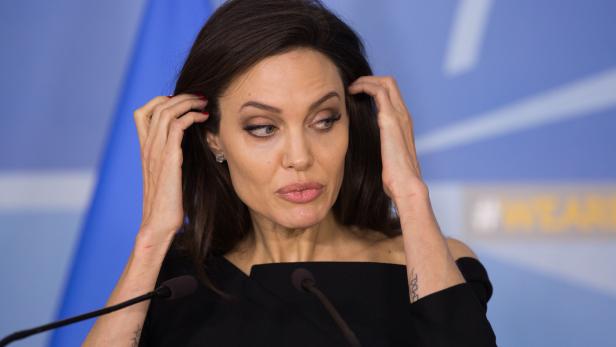 Freunde verteidigen Pitt gegen "extrem schwierige" Jolie