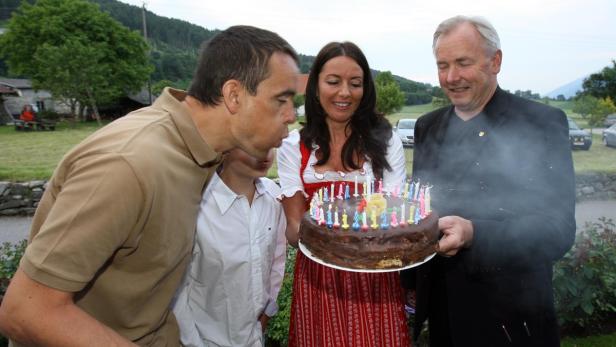 Die Party zum 40. Geburtstag von Uwe Scheuch im Heimatort Mühldorf kostete 12.881 Euro – bezahlt mit umgeleitetem Landesgeld