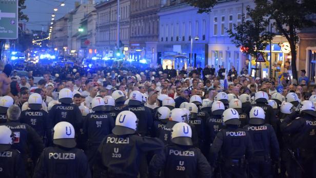 Polizeieinatz anlässlich des Fußball-Matches Rapid gegen Slovan Bratislava im August 2018 in Wien.