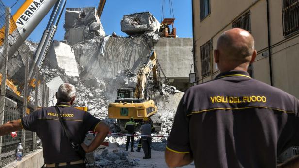 Nach Brückeneinsturz in Genua: Attacken gegen Benetton