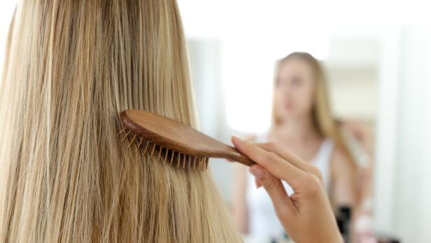 Warum Haarbürsten sauber gemacht werden müssen