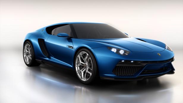 Ein blauer Lamborghini-Sportwagen steht in einem Studio.