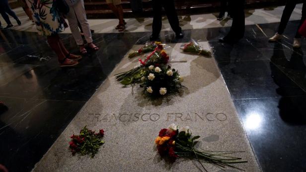 Spanien: Diktator Franco soll exhumiert und umgebettet werden