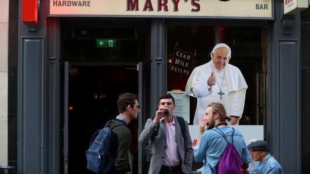 Warum der Papstbesuch in Dublin nicht nur Begeisterung auslöst