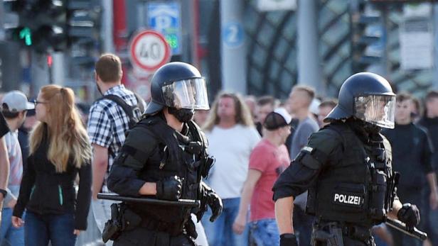 Rechter Mob in Sachsen: "Ergebnis anhaltender Unfähigkeit"