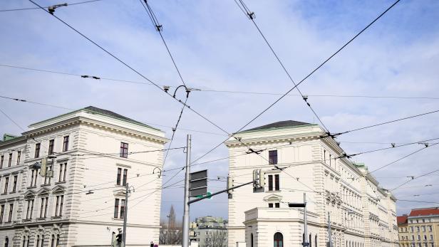 Bundesamt für Verfassungsschutz und Terrorismusbekämpfung (BVT).