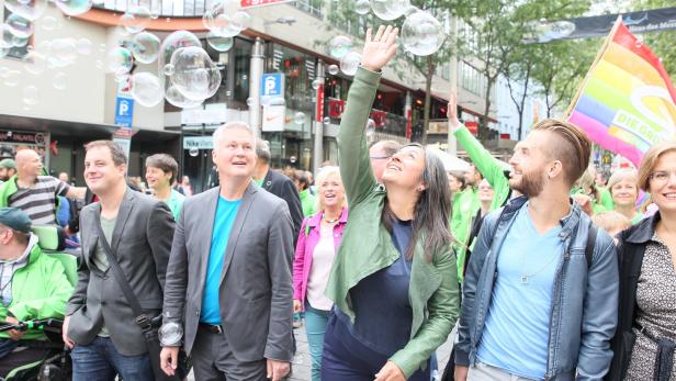 Vor der Wien-Wahl 2015 liefen David Ellensohn (li.), Maria Vassilakou und Peter Kraus noch gemeinsam für die Grünen