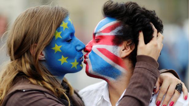 45 Prozent der EU-Bürger gehen bei einem Brexit von wirtschaftlicher Schwächung aus.