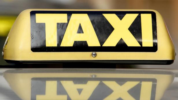 Betrug mit Taxi-Lizenzen: Erste Anklagen
