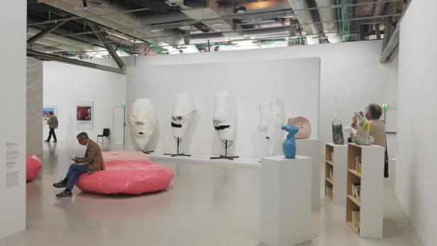 Franz West im Centre Pompidou: Wo die Welt das Knotzen lernt