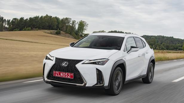 Erste Ausfahrt mit dem neuen Lexus UX