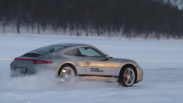 Eis-Eilige bei Porsche und Mercedes