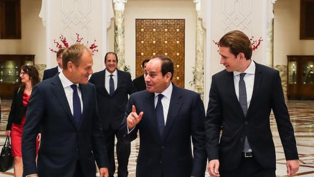 Zu Gast beim ägyptischen Präsidenten al-Sisi: EU-Ratspräsident Tusk (li.) und Kanzler Kurz